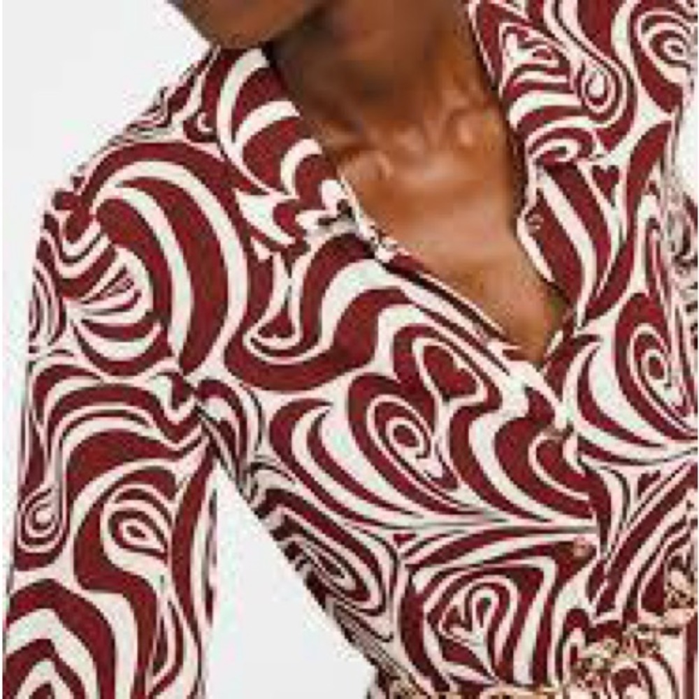 Chic Swirl Pattern Midi Dress - Picture 3 of 8